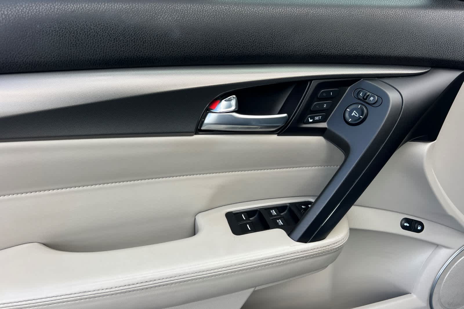 Thumbnail: 2013 Acura TL - 12