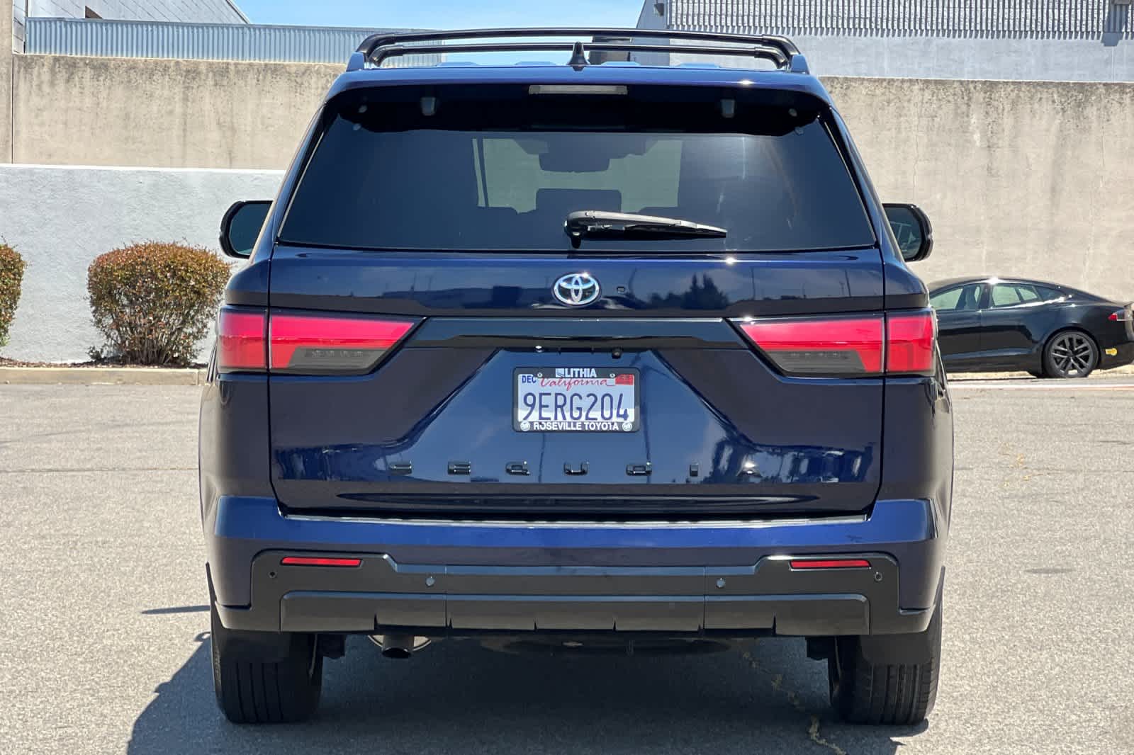 Thumbnail: 2023 Toyota Sequoia - 8
