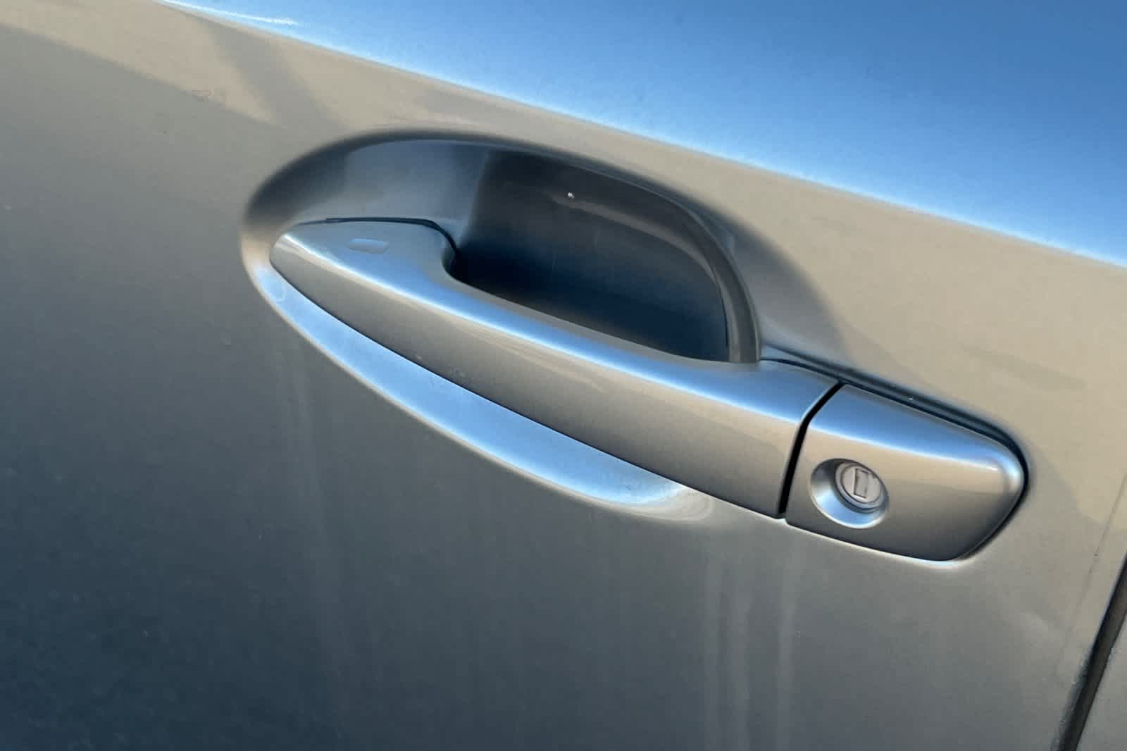 Thumbnail: 2015 Lexus IS - 22