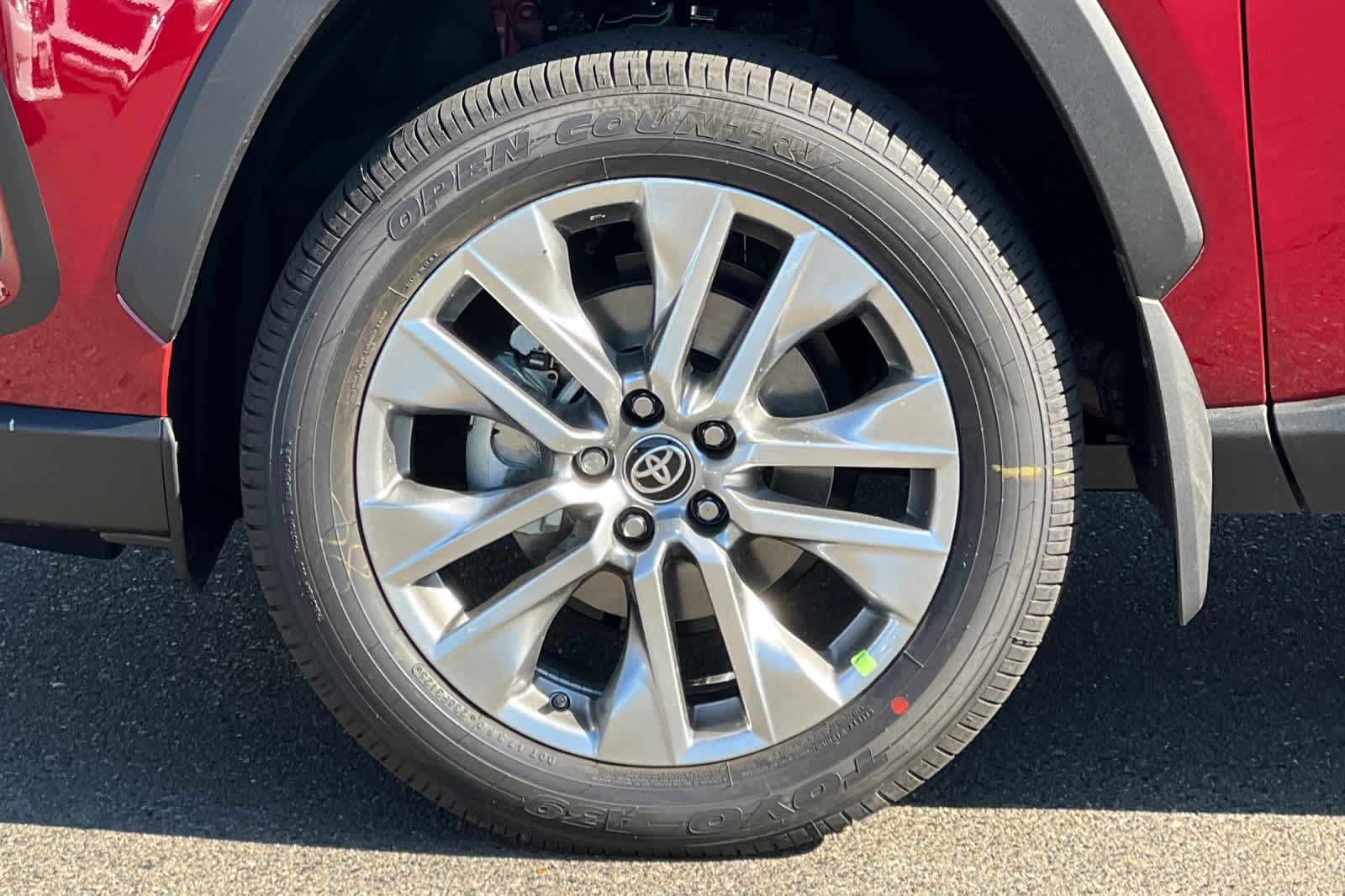 Thumbnail: 2025 Toyota RAV4 - 30