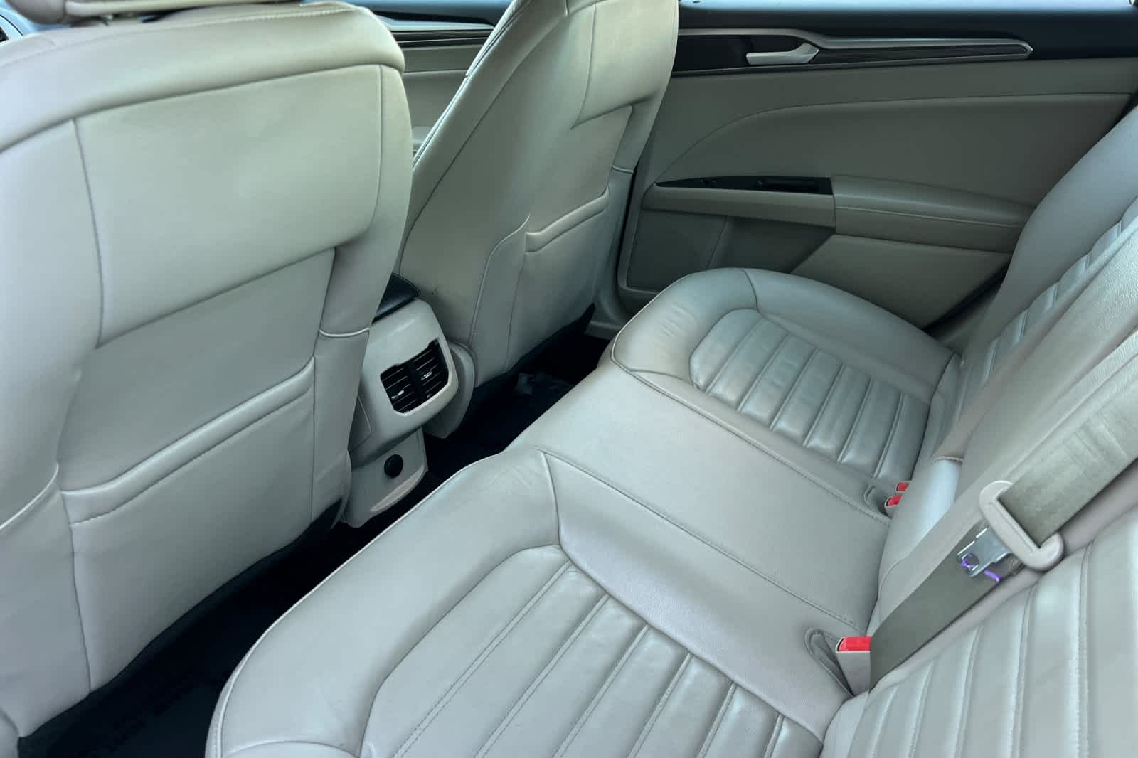 Thumbnail: 2017 Ford Fusion - 4