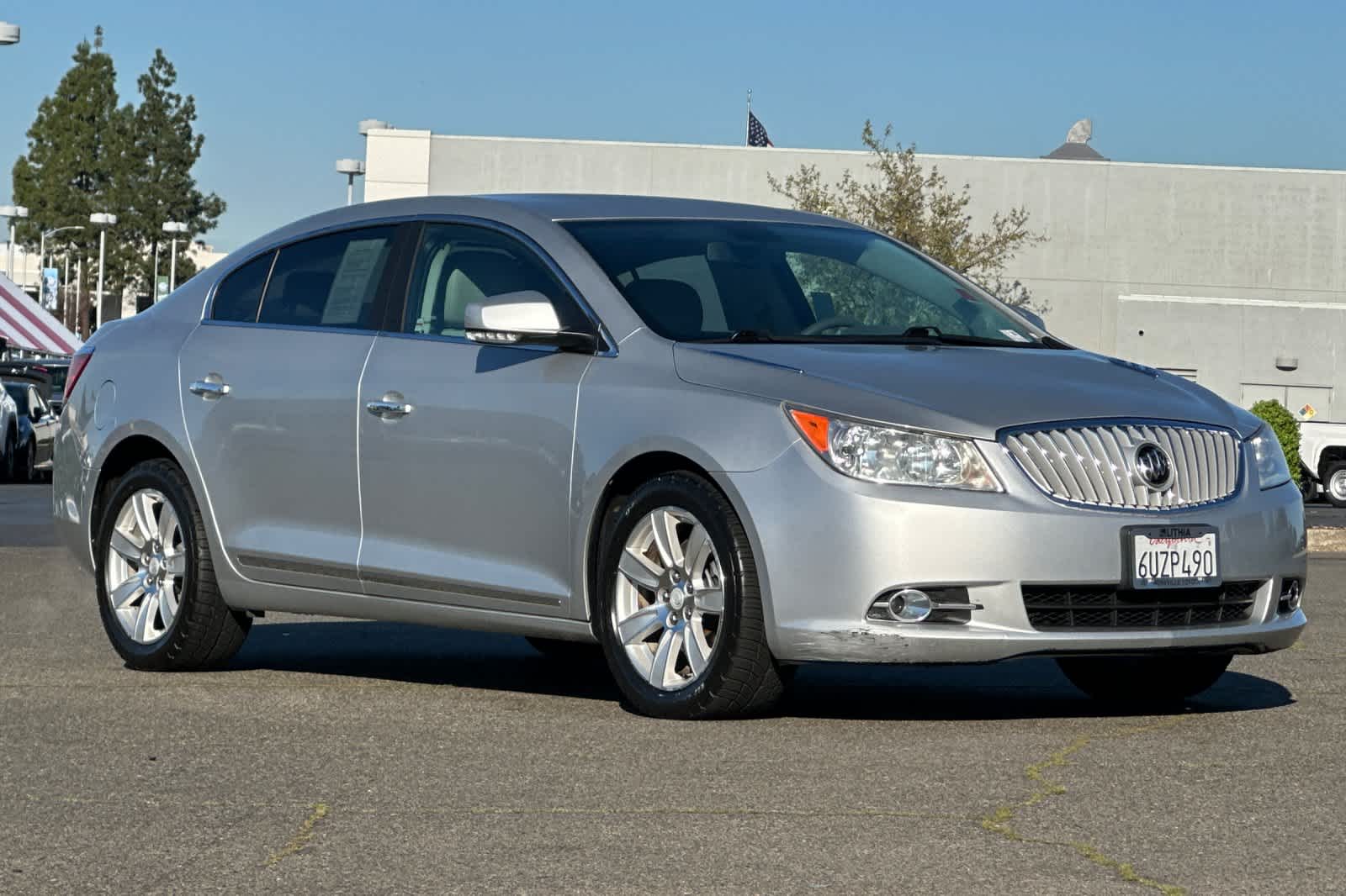 Thumbnail: 2011 Buick LaCrosse - 5