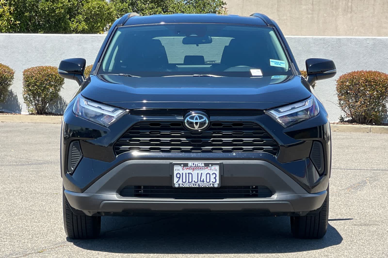 Thumbnail: 2025 Toyota RAV4 - 10
