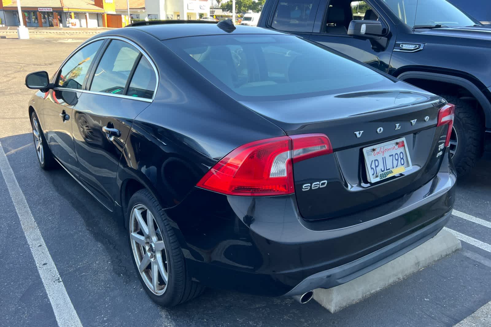 Thumbnail: 2011 Volvo S60 - 6