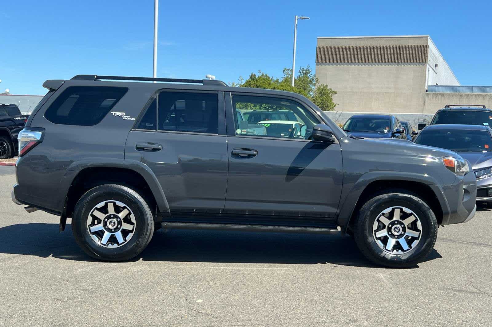 Thumbnail: 2024 Toyota 4Runner - 6