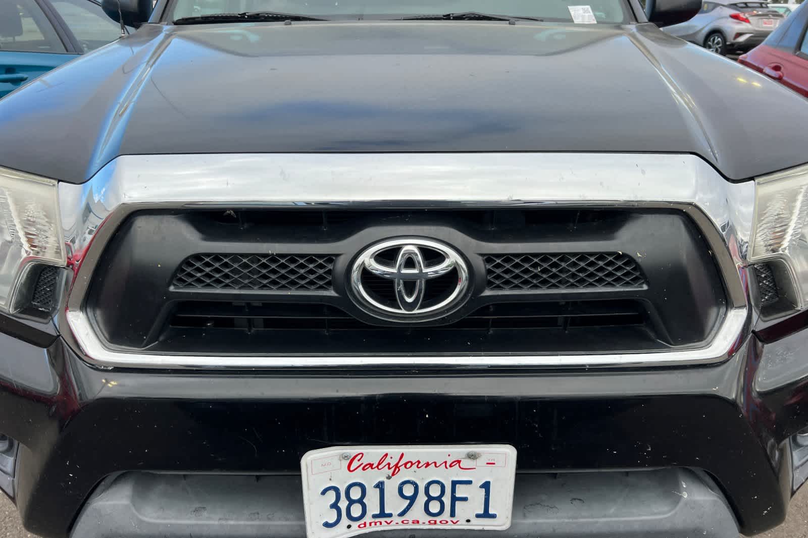 Thumbnail: 2012 Toyota Tacoma - 9