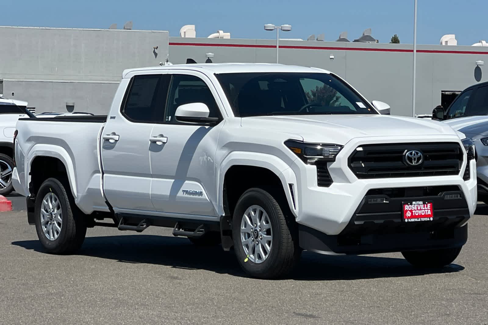 Thumbnail: 2025 Toyota Tacoma - 9