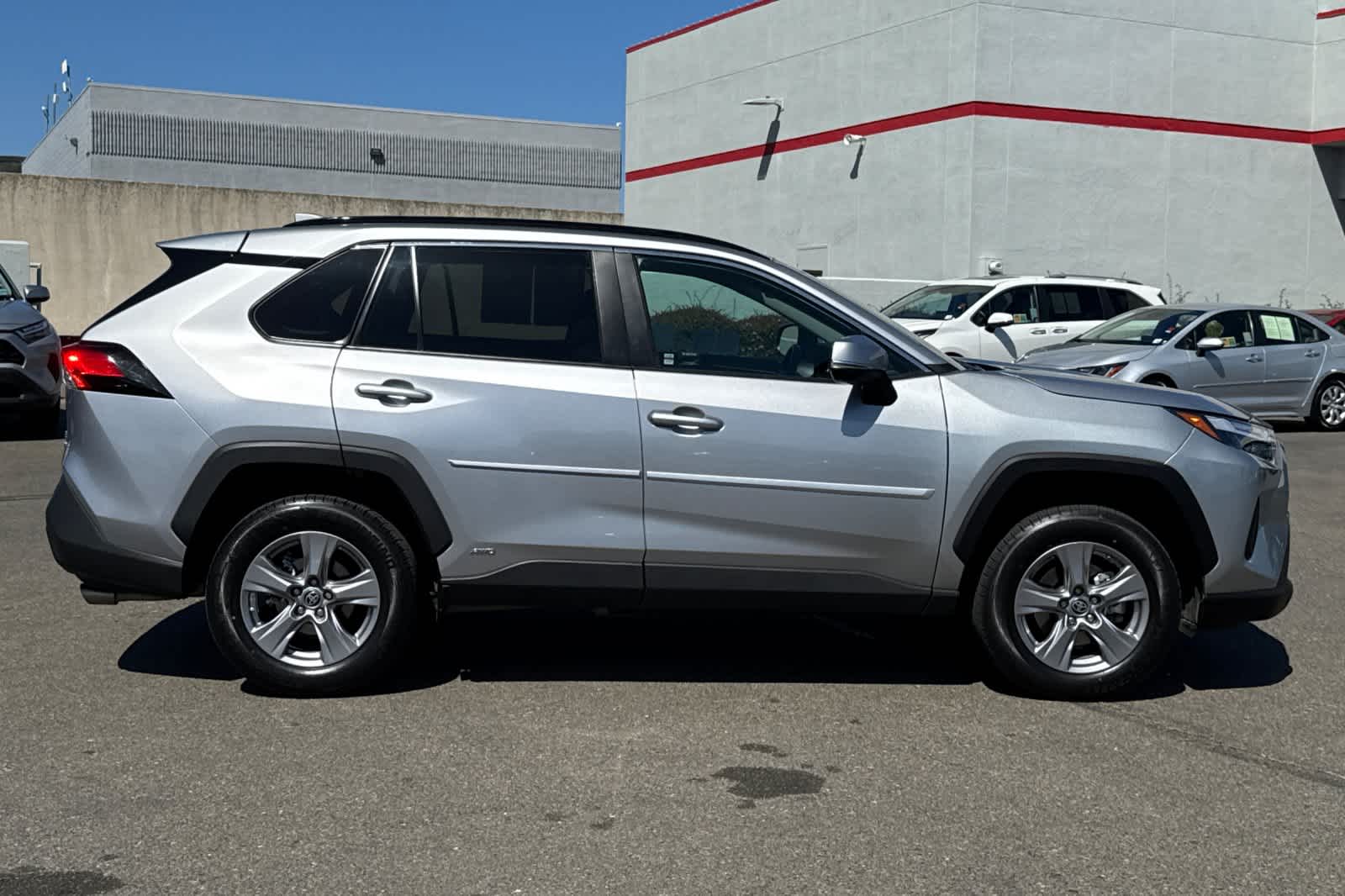 Thumbnail: 2023 Toyota RAV4 - 6