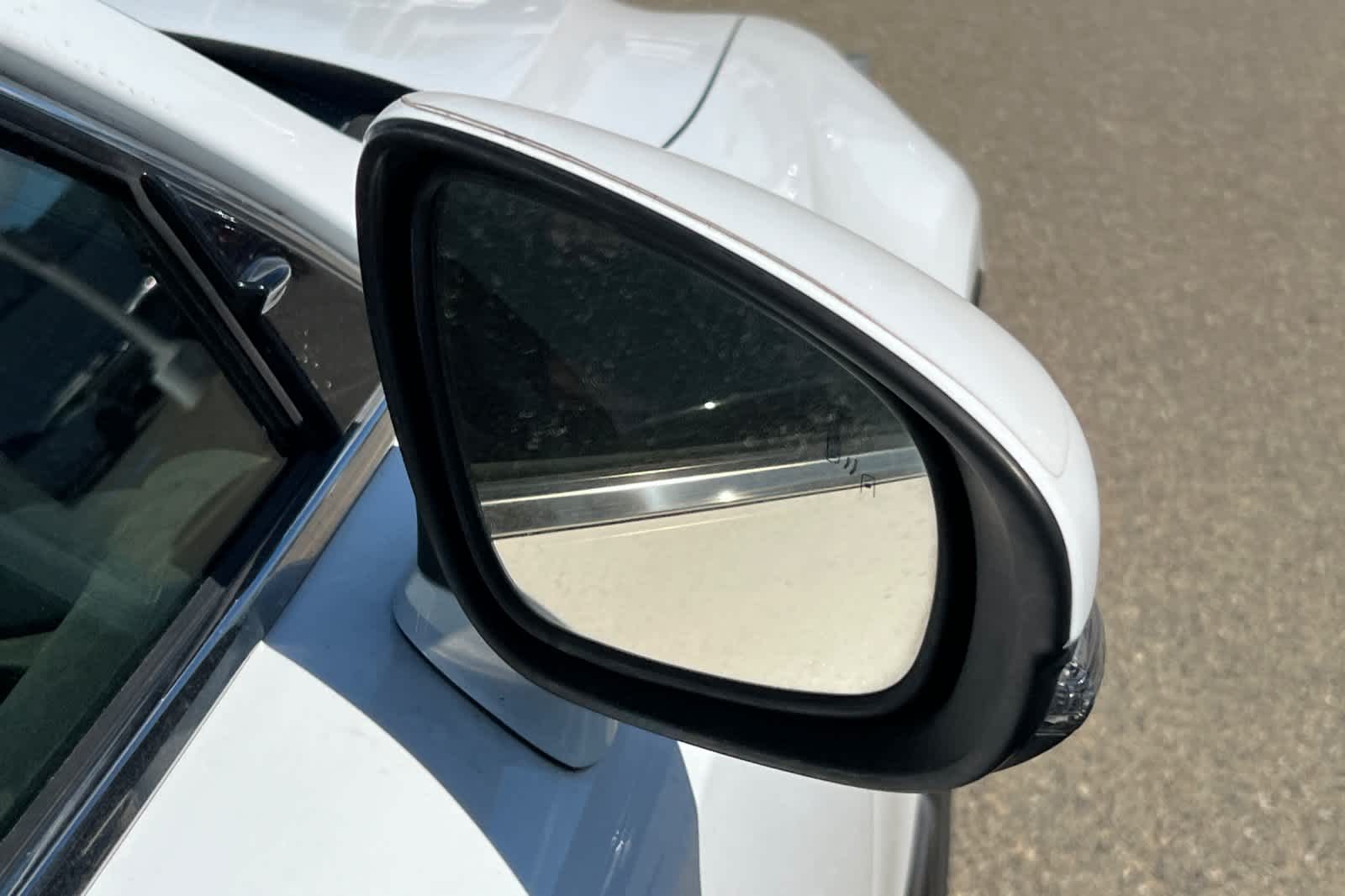 Thumbnail: 2014 Lexus IS - 16