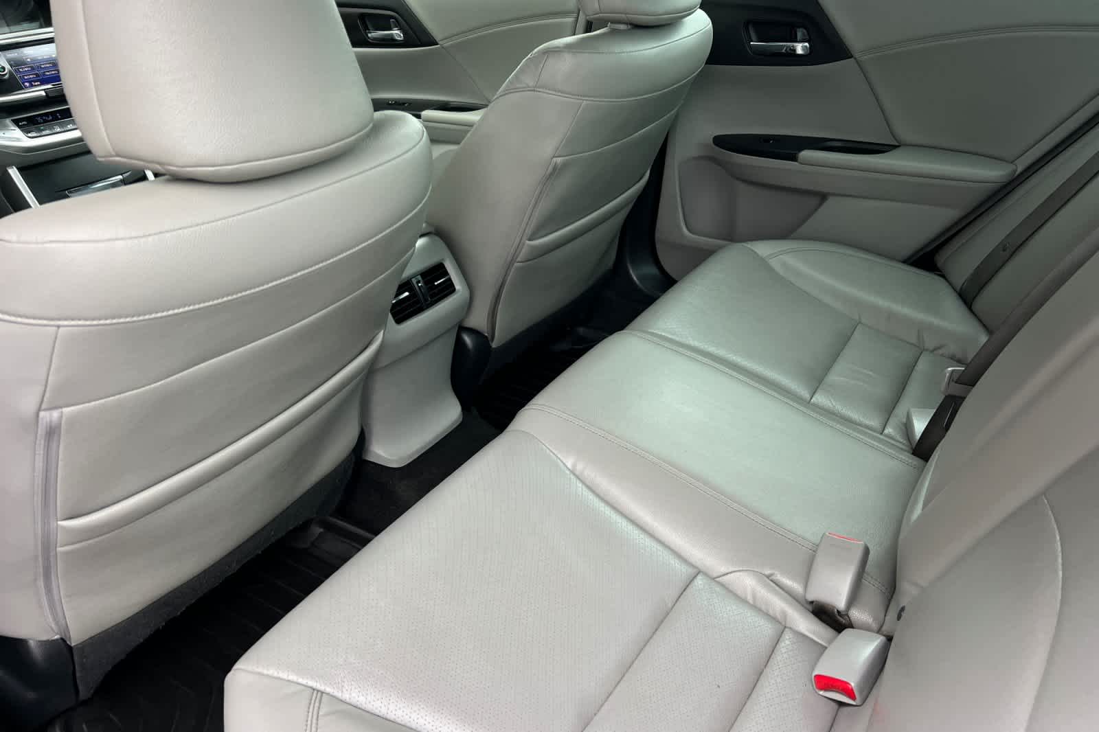 Thumbnail: 2015 Honda Accord - 4