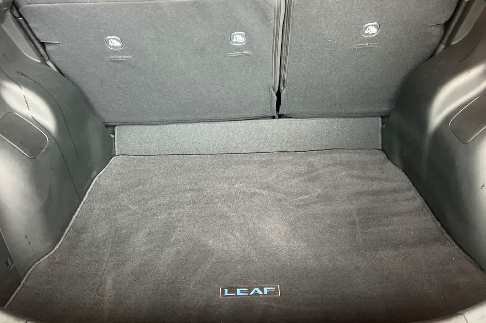 Thumbnail: 2022 Nissan Leaf - 15