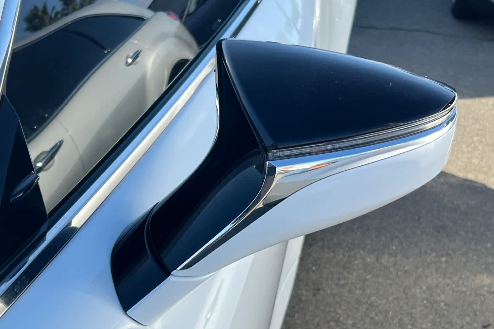 Thumbnail: 2021 Lexus IS - 21