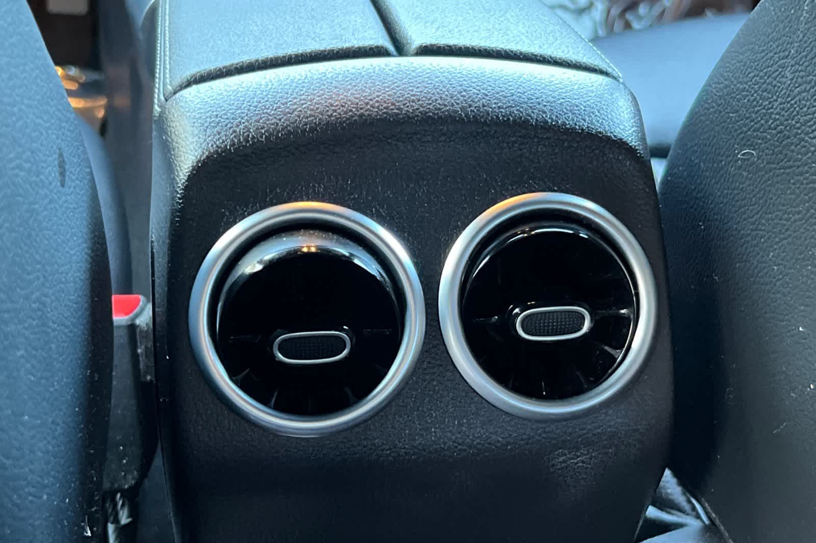 Thumbnail: 2021 Mercedes-Benz GLA - 14