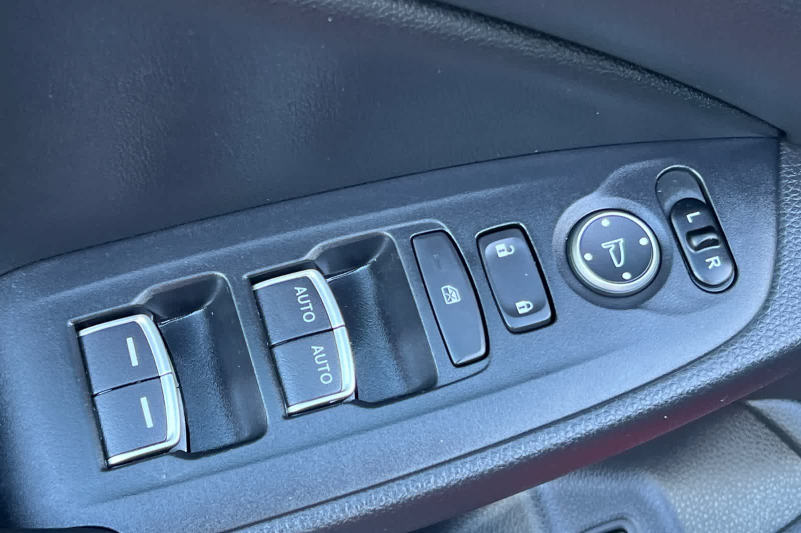 Thumbnail: 2019 Honda Accord - 13