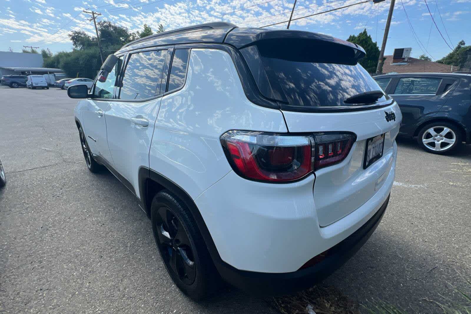 Thumbnail: 2019 Jeep Compass - 4
