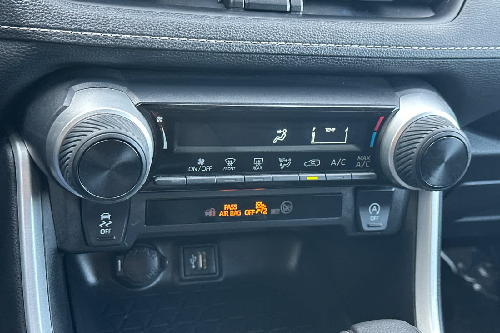 Thumbnail: 2024 Toyota RAV4 - 22