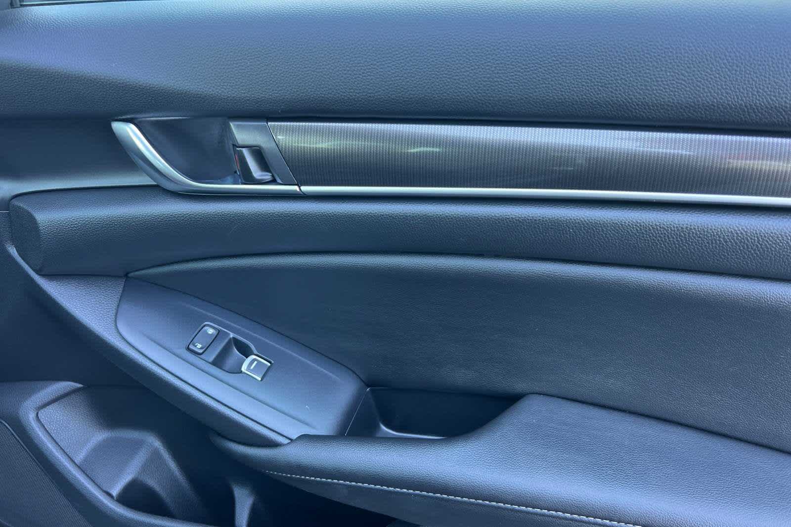 2020 Honda Accord Sport 17