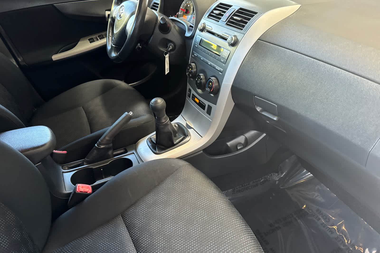 Thumbnail: 2010 Toyota Corolla - 15