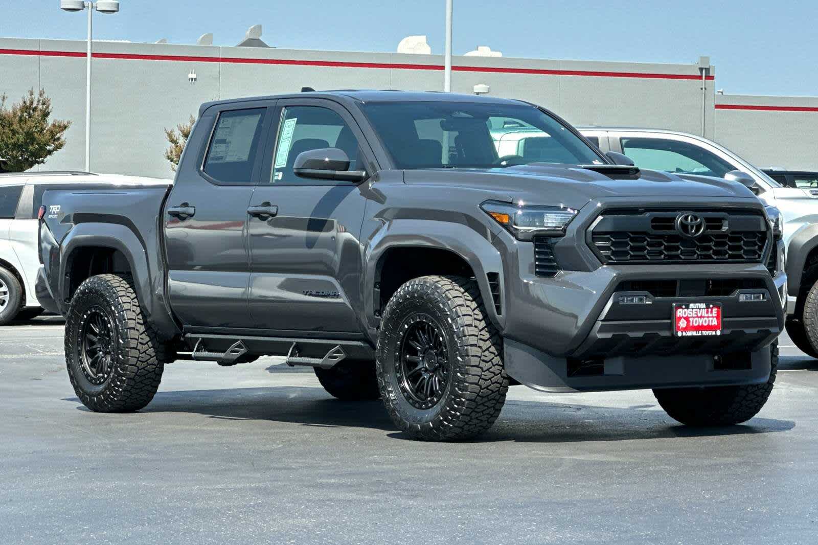 Thumbnail: 2025 Toyota Tacoma - 9
