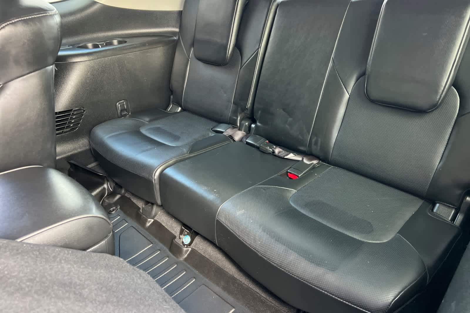 Thumbnail: 2019 INFINITI QX80 - 16