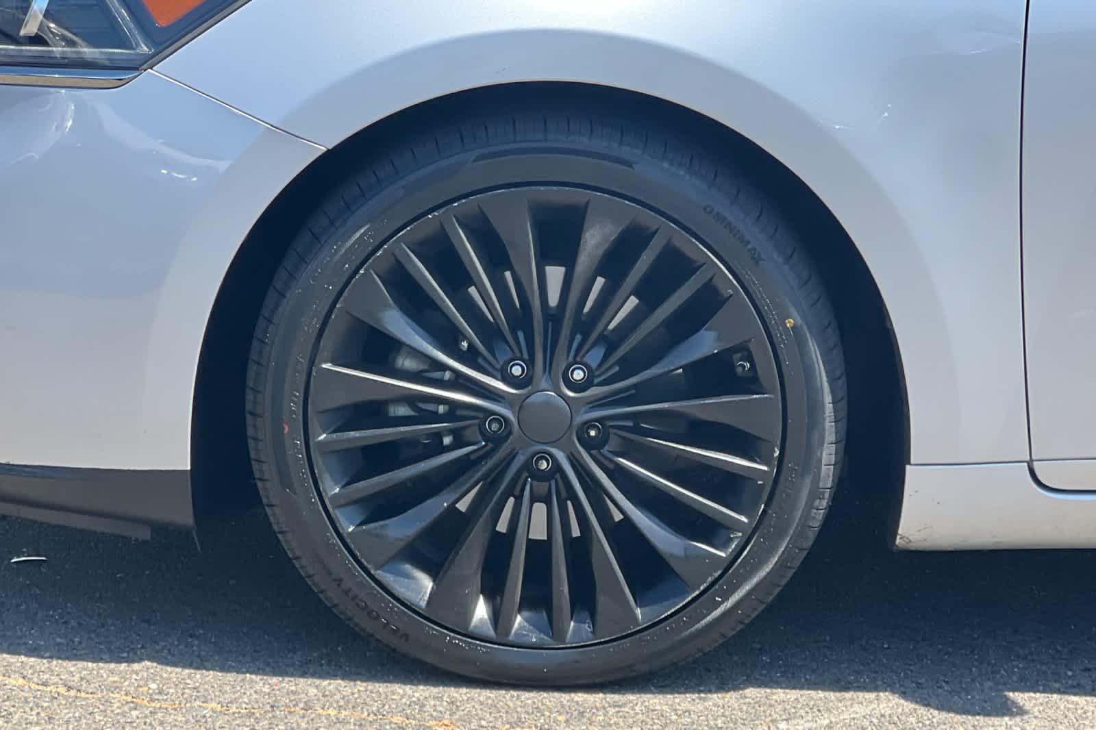 Thumbnail: 2017 Kia Cadenza - 27