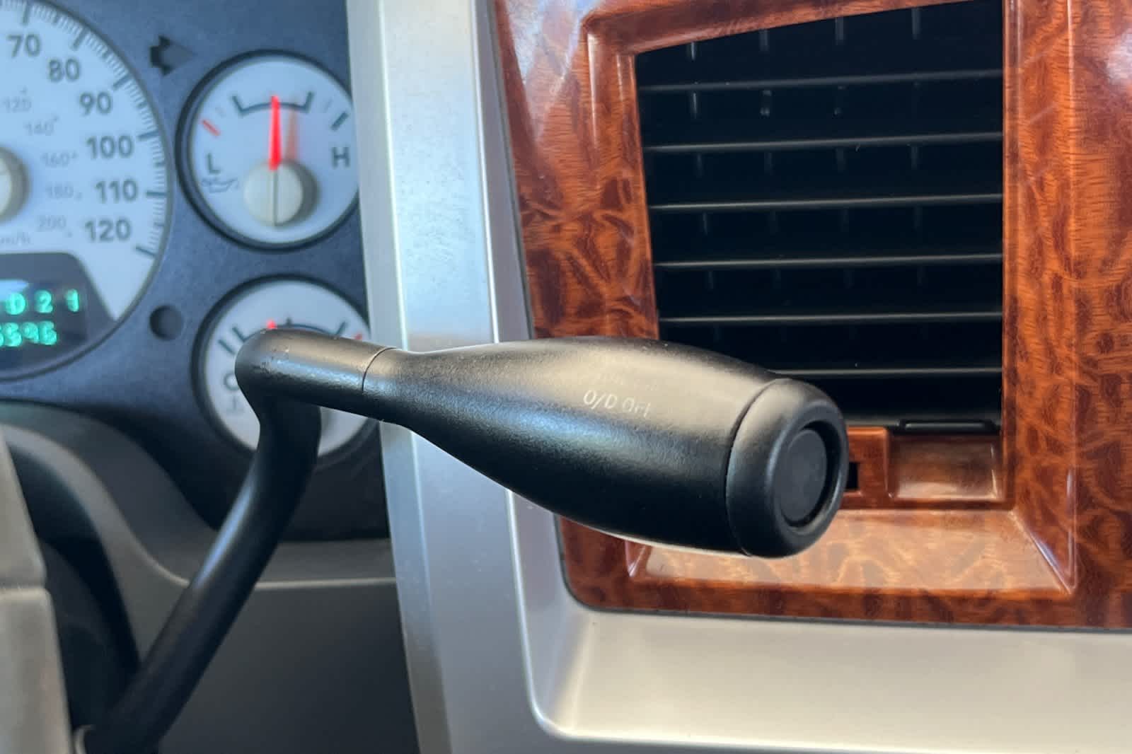 Thumbnail: 2007 Dodge Ram 1500 - 23