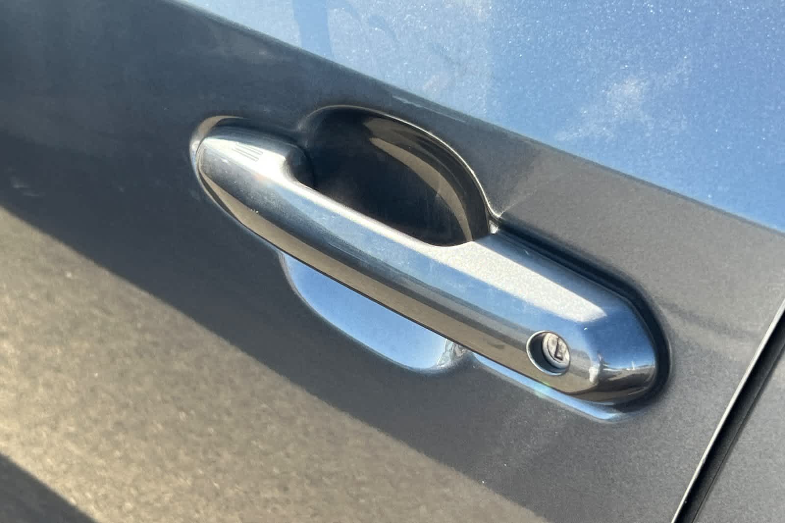 2021 Toyota RAV4 XLE 19