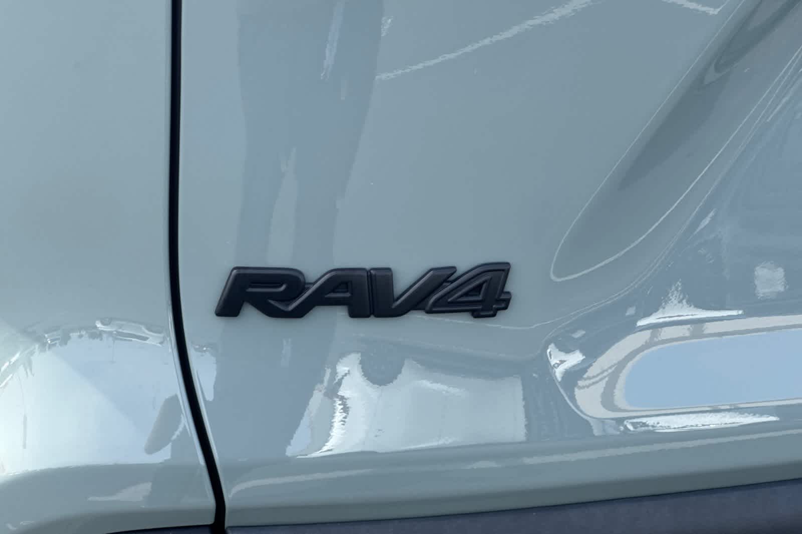 Thumbnail: 2023 Toyota RAV4 - 32
