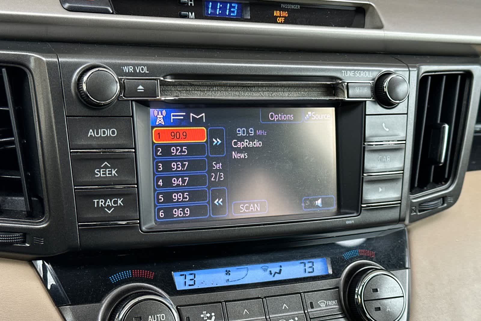 Thumbnail: 2013 Toyota RAV4 - 19