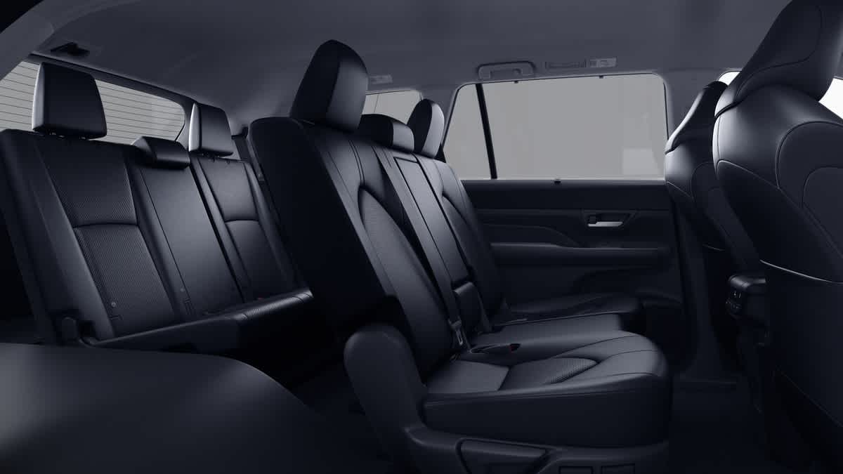 Thumbnail: 2026 Toyota Grand Highlander - 21