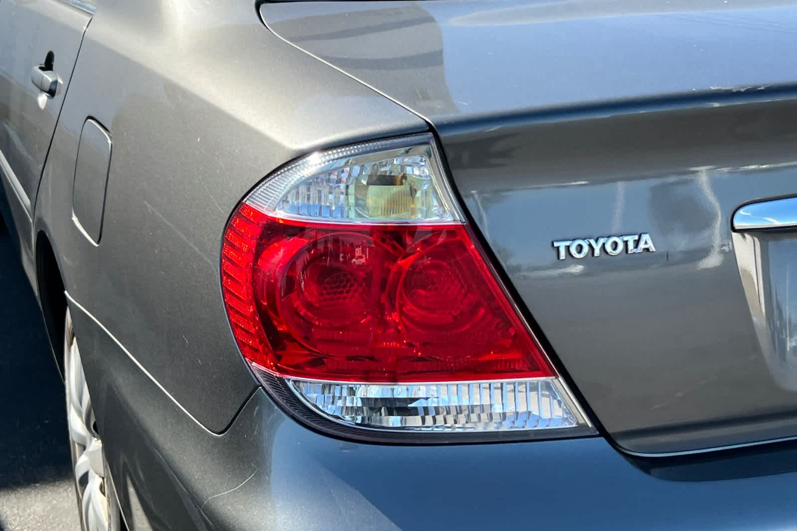 2005 Toyota Camry LE 15