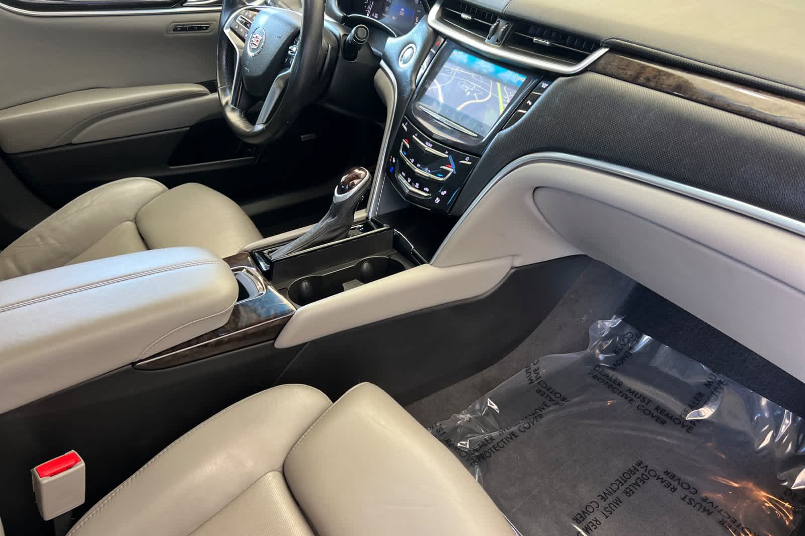 Thumbnail: 2013 Cadillac XTS - 16