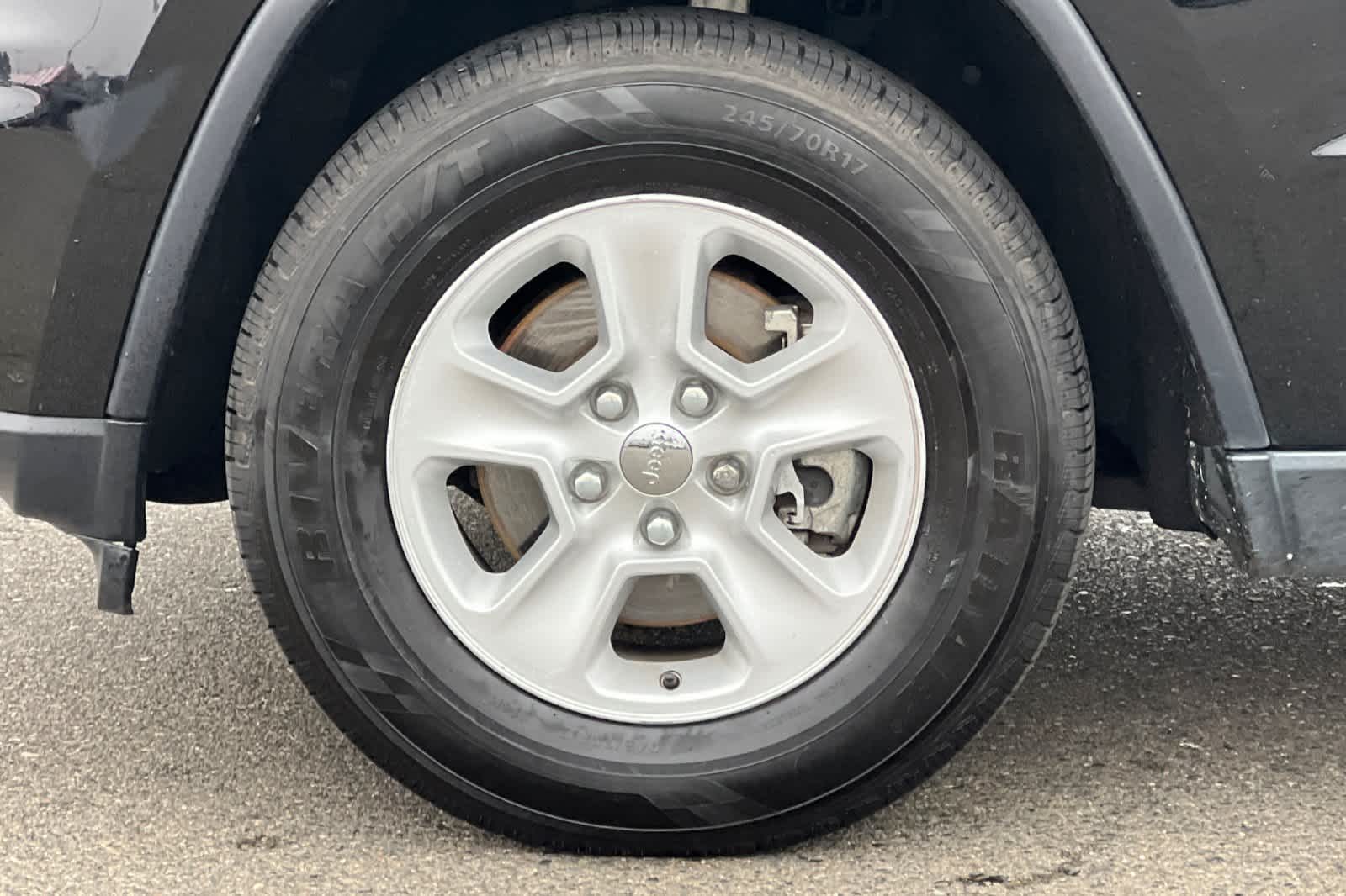 Thumbnail: 2017 Jeep Grand Cherokee - 27