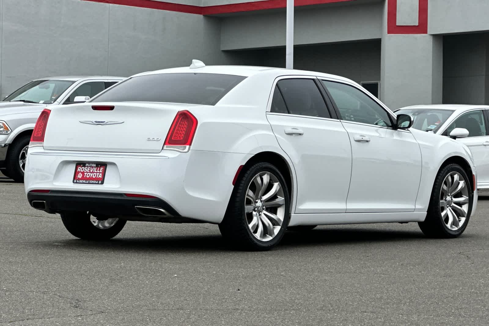 Thumbnail: 2018 Chrysler 300 - 2