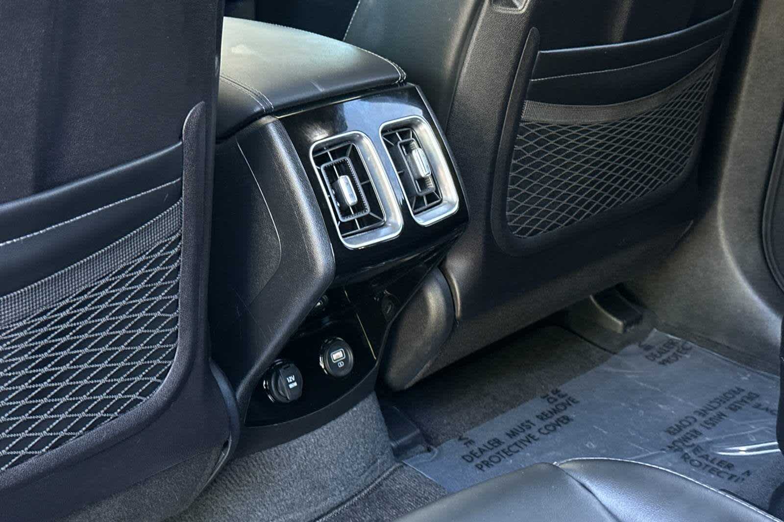 Thumbnail: 2021 Kia Sorento - 14