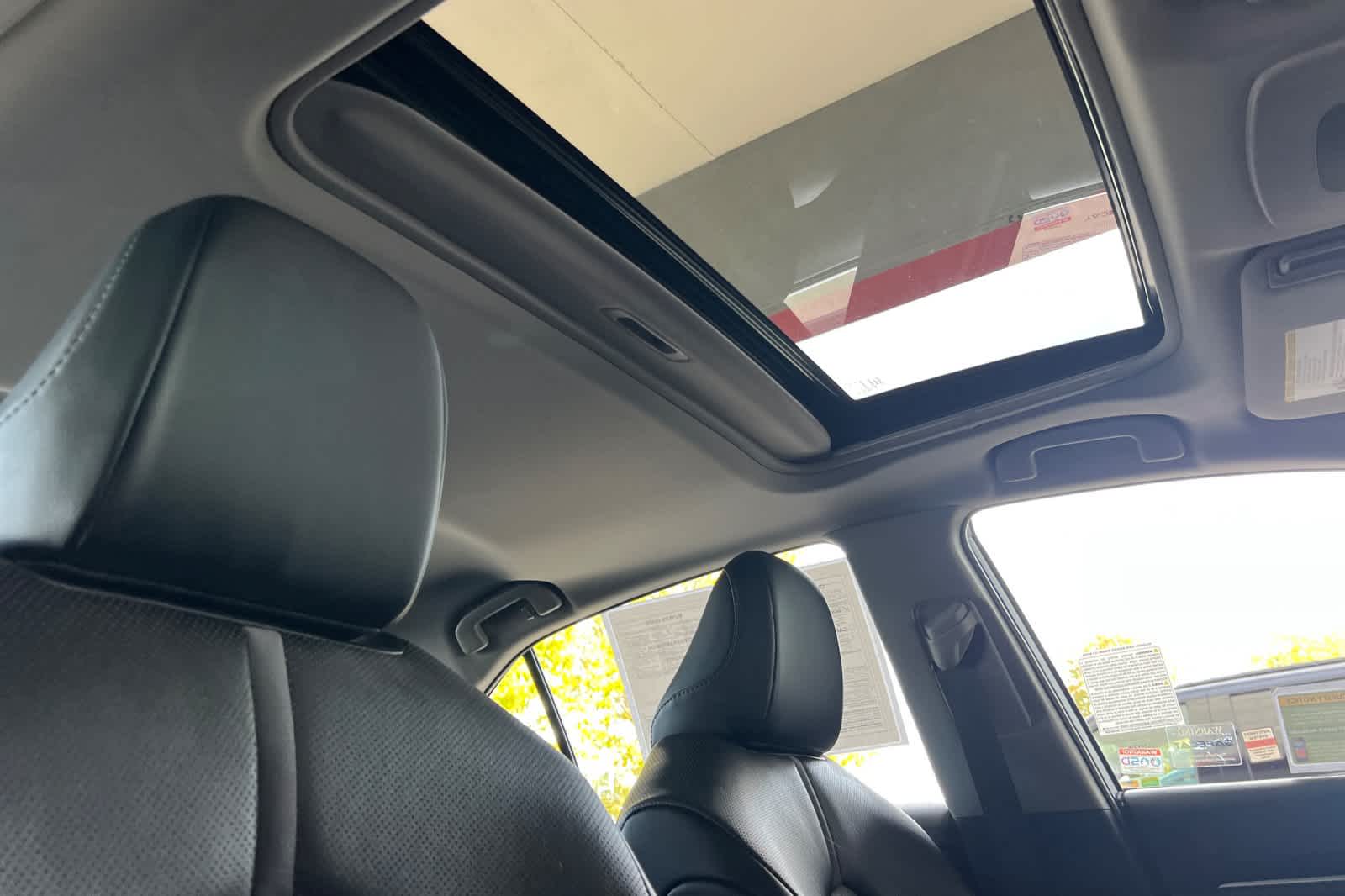 Thumbnail: 2024 Toyota Camry - 17