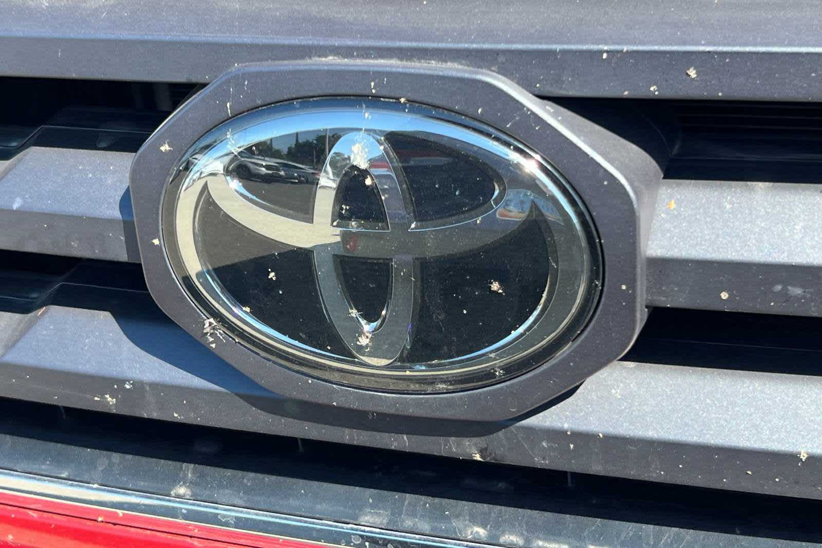 Thumbnail: 2023 Toyota Tacoma - 10