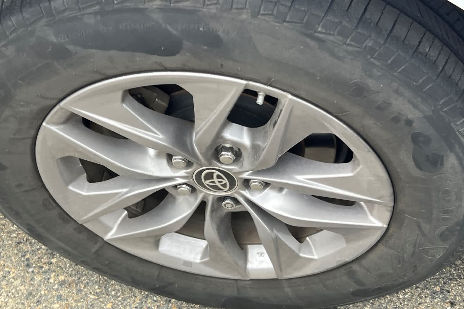 Thumbnail: 2021 Toyota Sienna - 13