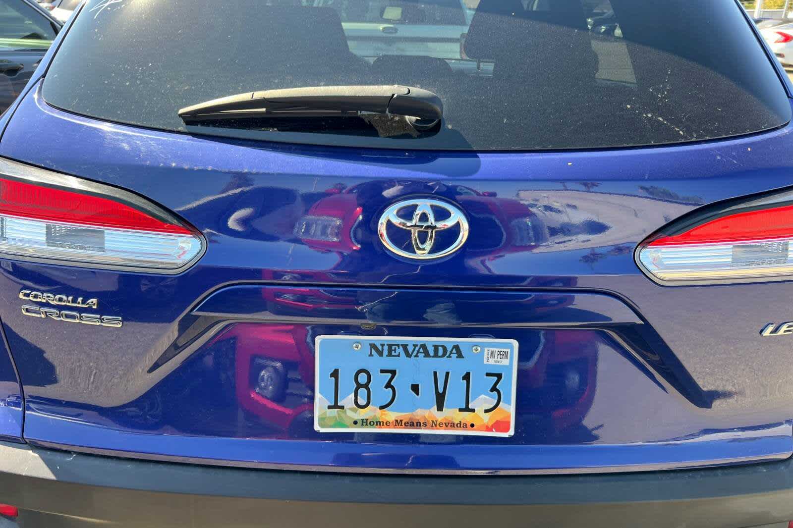 Thumbnail: 2022 Toyota Corolla Cross - 22