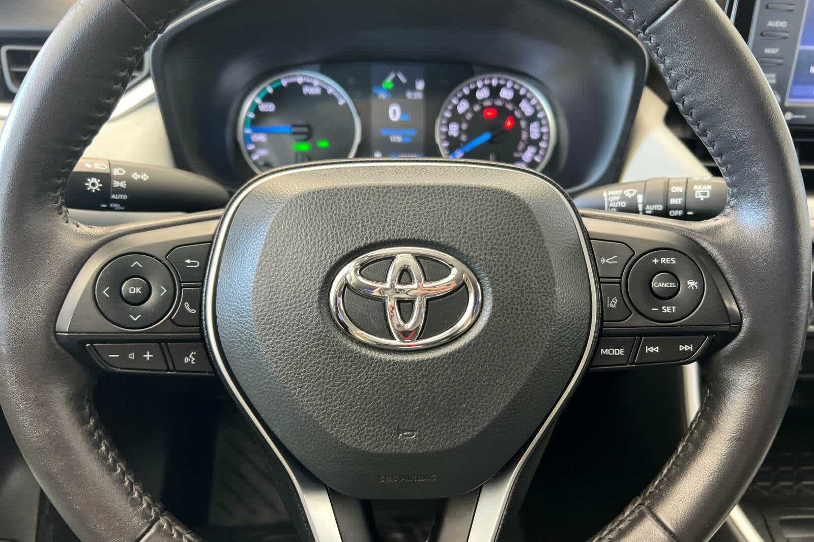 Thumbnail: 2022 Toyota RAV4 - 25
