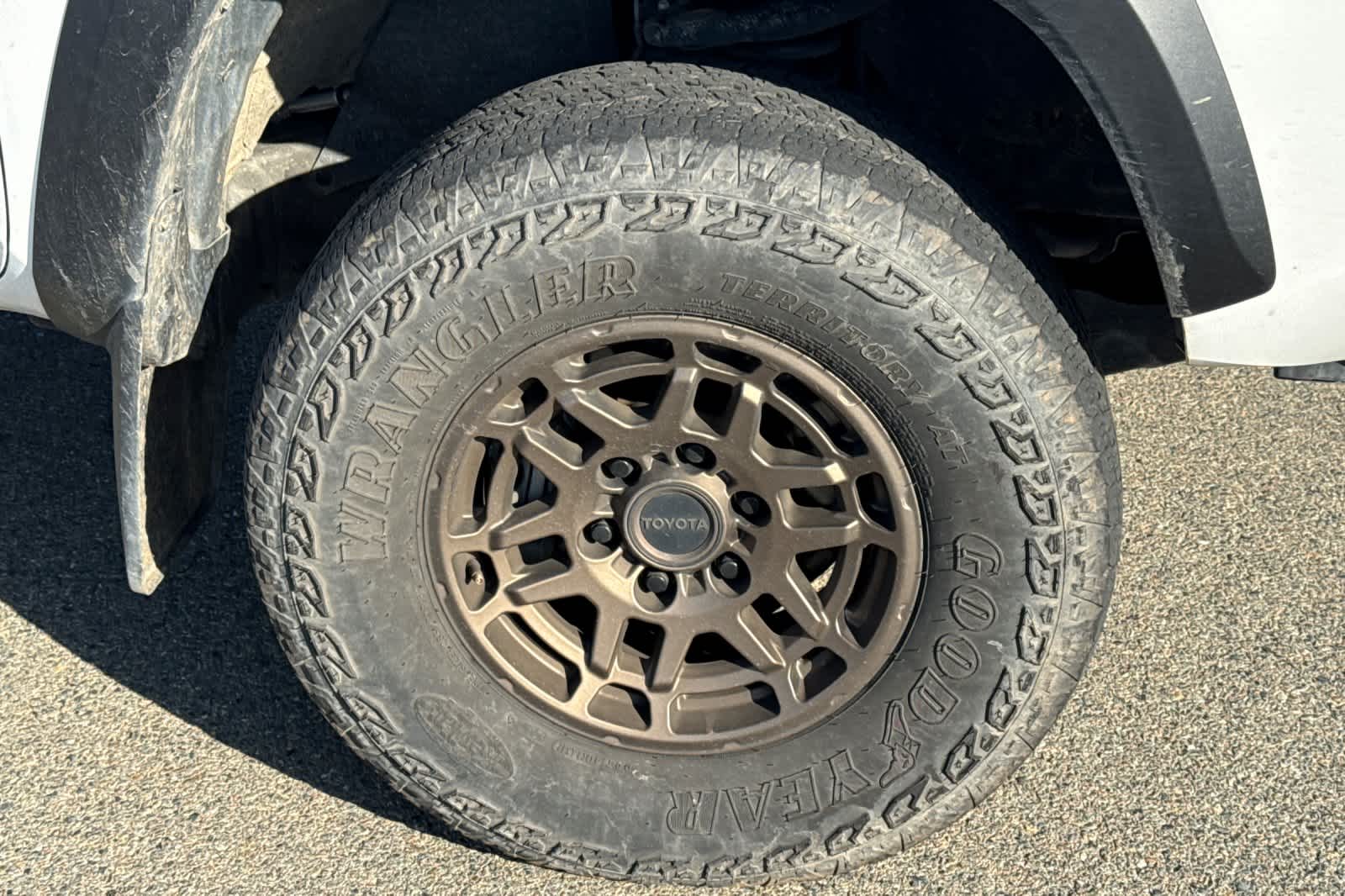 Thumbnail: 2023 Toyota Tacoma - 12