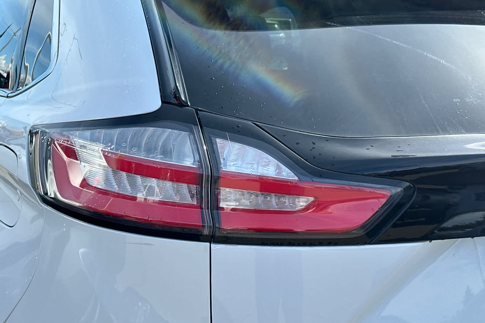 Thumbnail: 2021 Ford Edge - 15