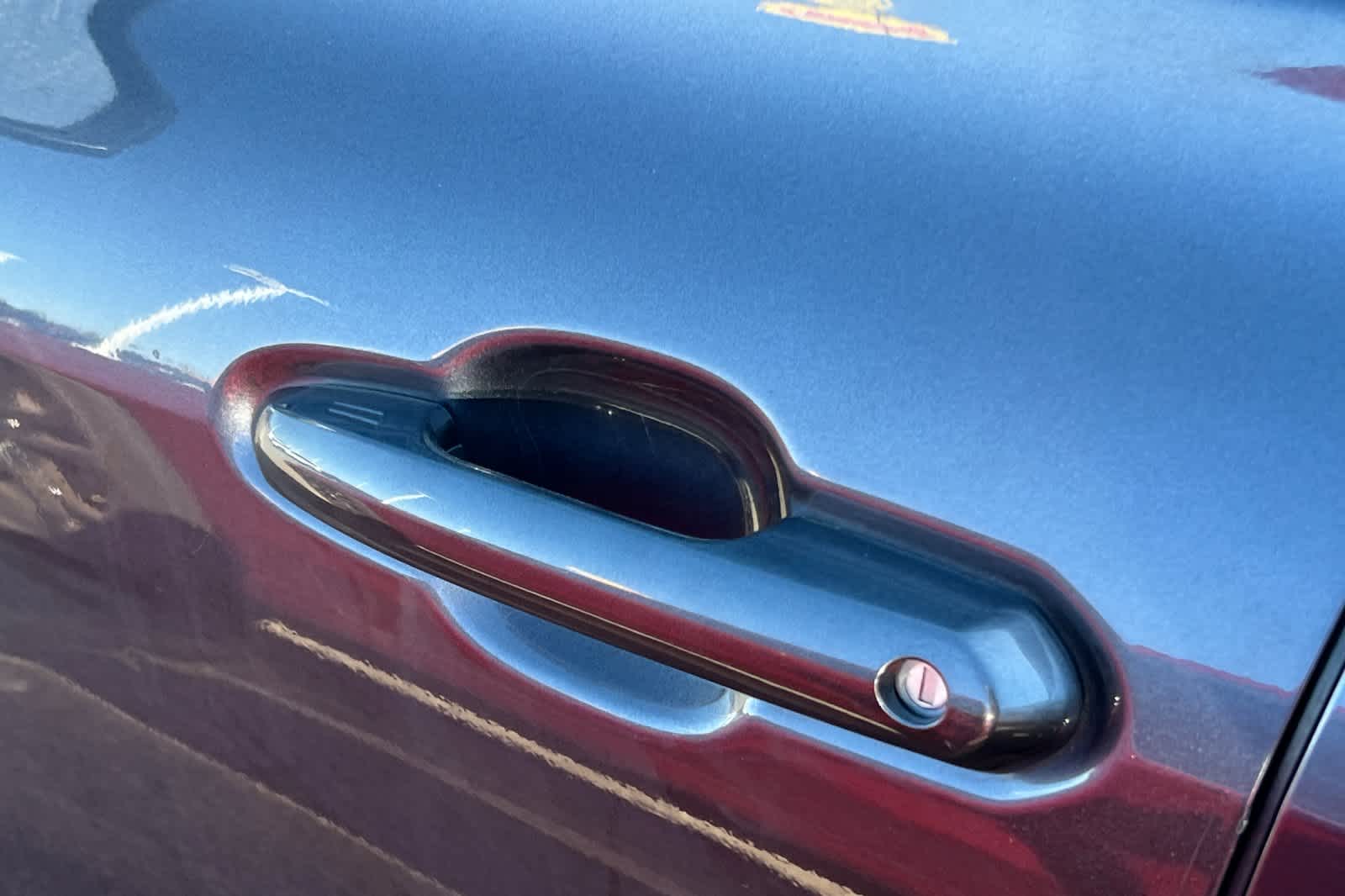 Thumbnail: 2023 Toyota Highlander - 19