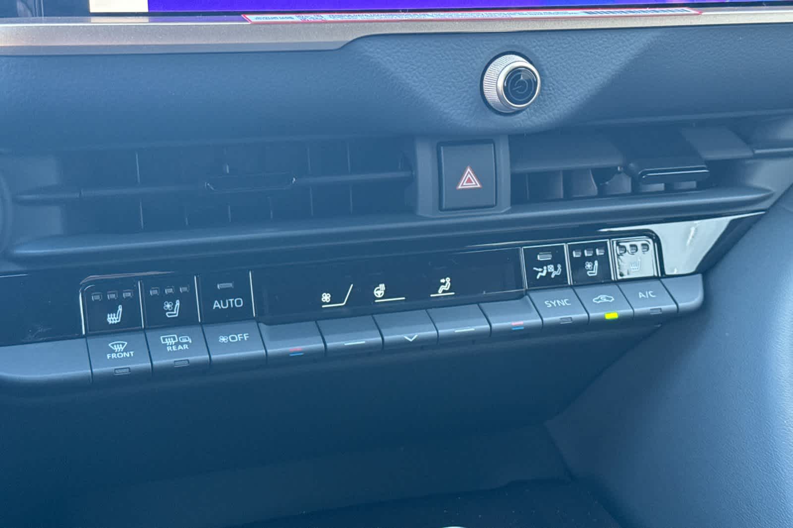 Thumbnail: 2025 Toyota Crown Signia - 22