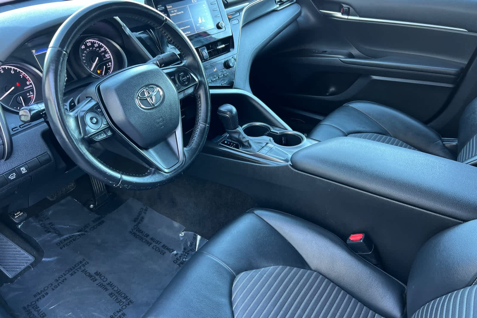 Thumbnail: 2022 Toyota Camry - 11