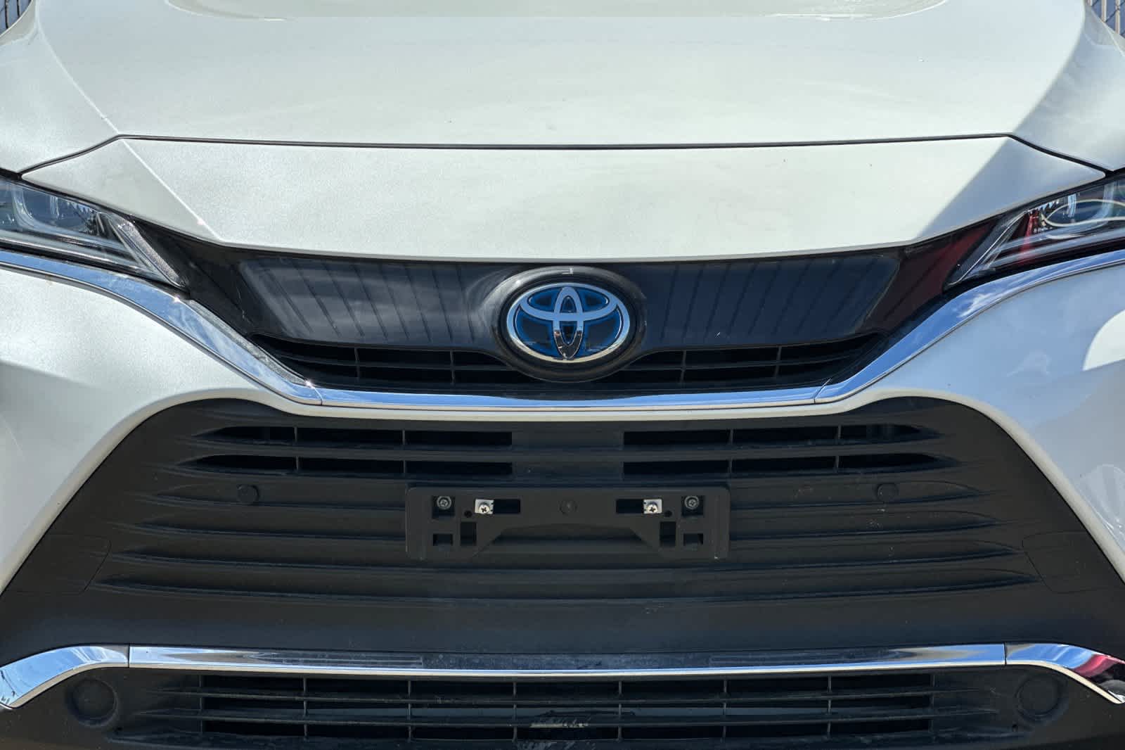 Thumbnail: 2022 Toyota Venza - 22
