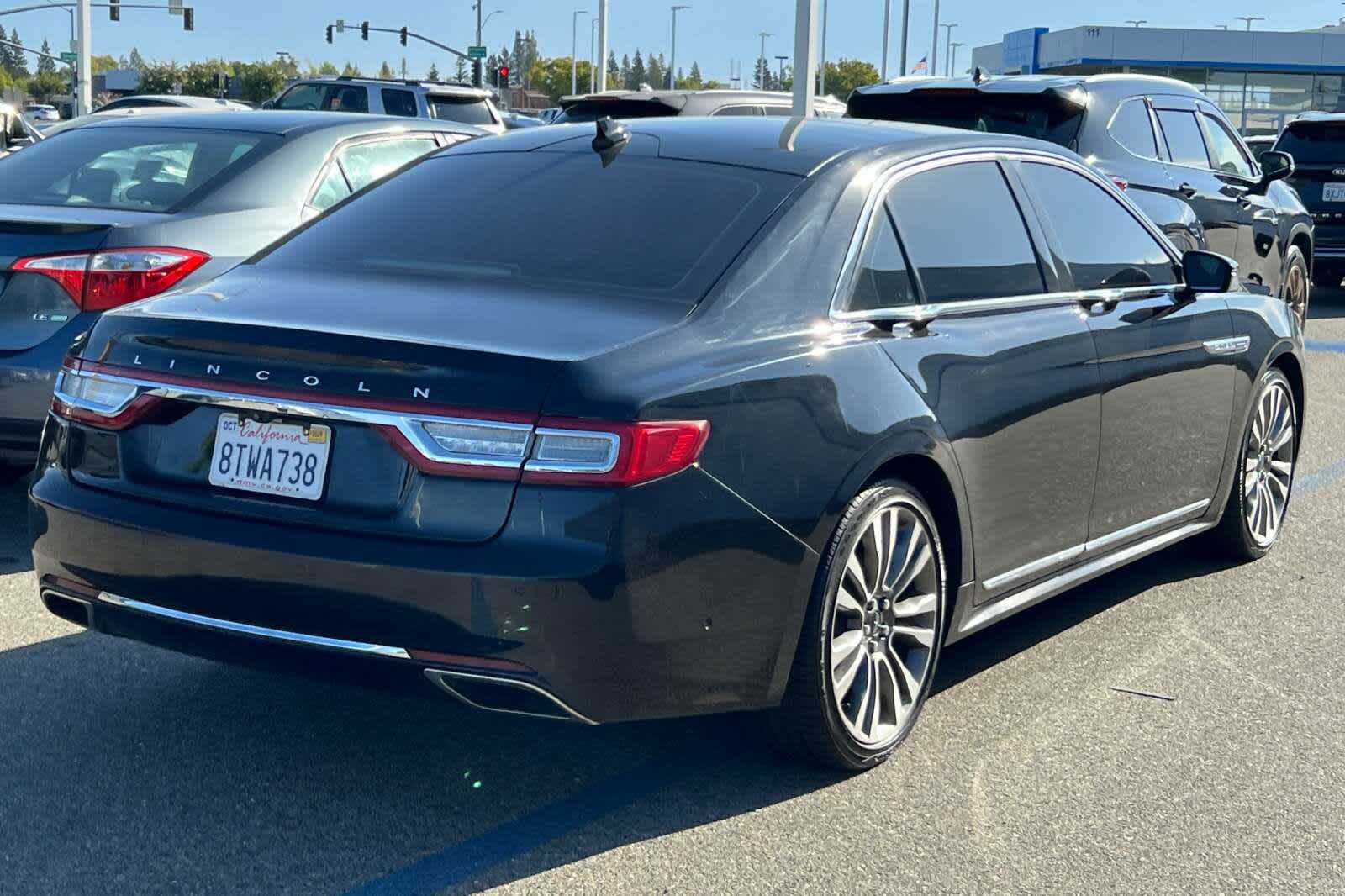 Thumbnail: 2018 Lincoln Continental - 2