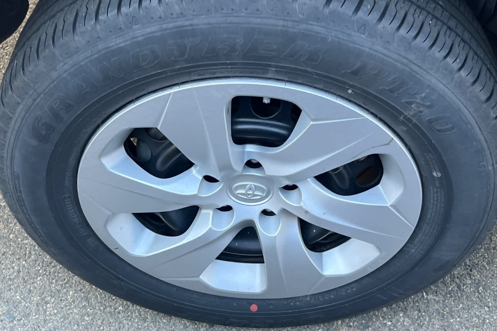 Thumbnail: 2024 Toyota RAV4 - 13