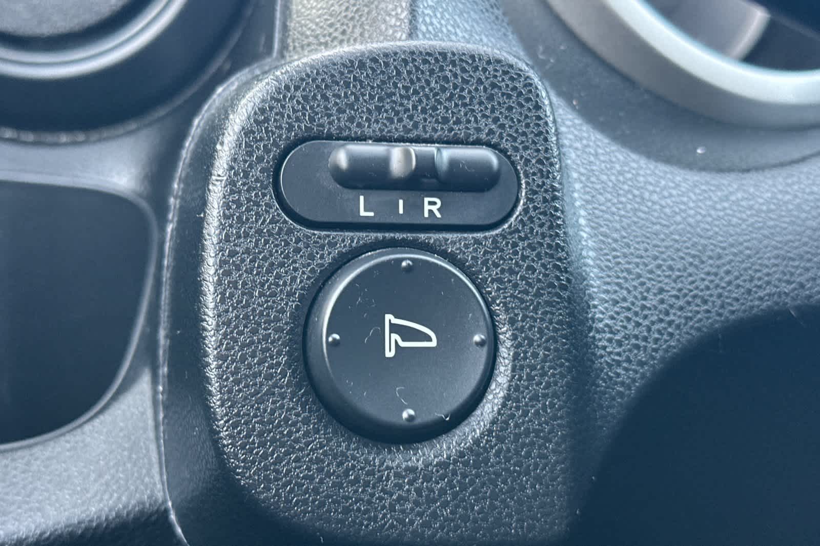 Thumbnail: 2012 Honda Fit - 28