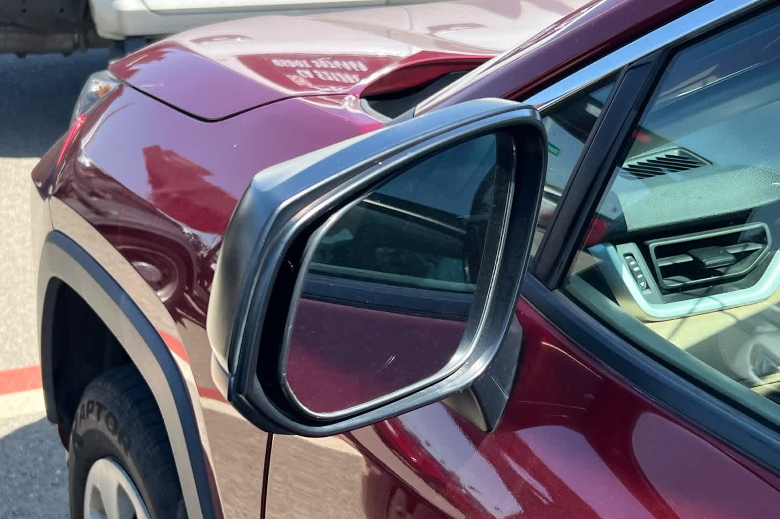 Thumbnail: 2021 Toyota RAV4 - 8
